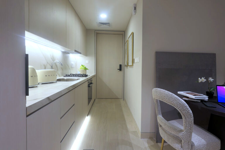 Kitchen in a studio apartment for sale in Condor Marina Star in Dubai Marina